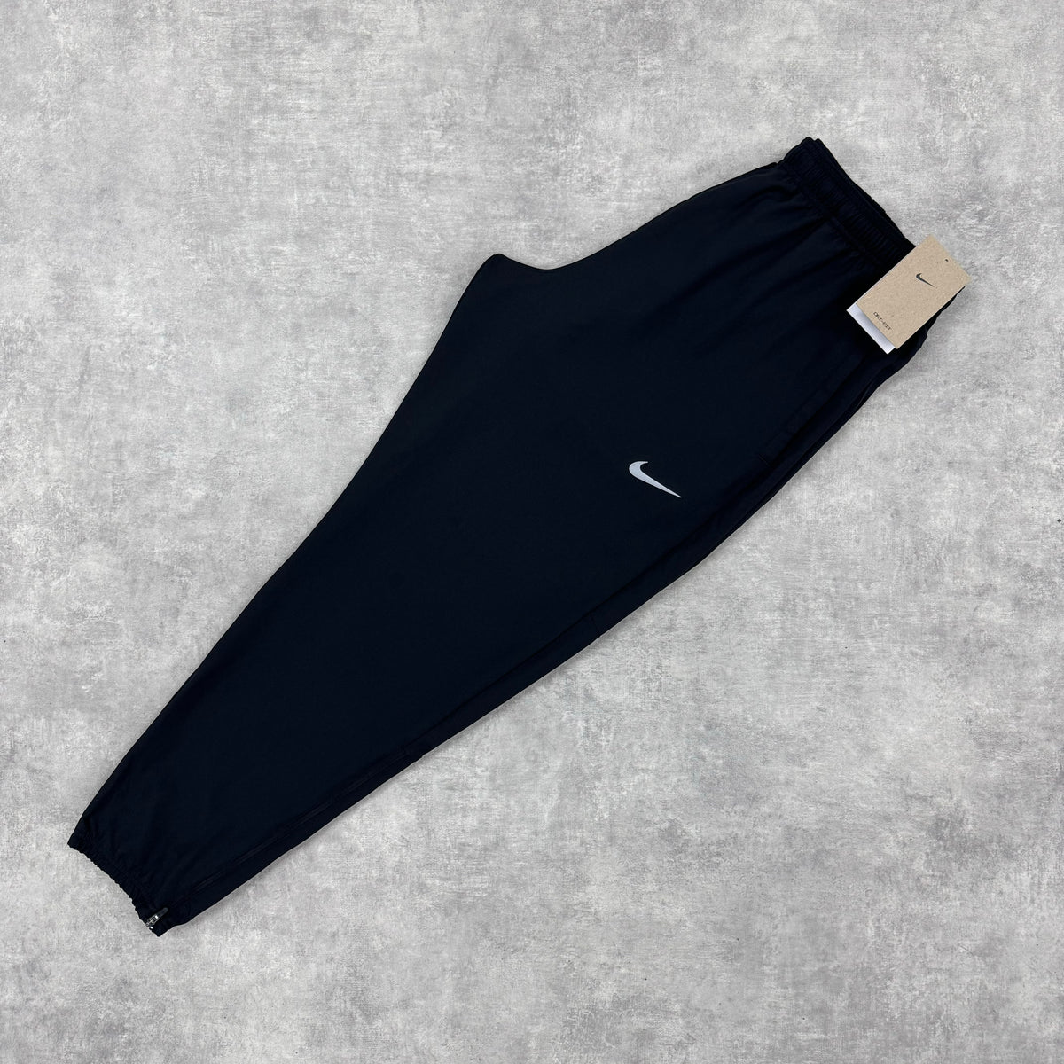 NIKE CHALLENGER TROUSERS - BLACK