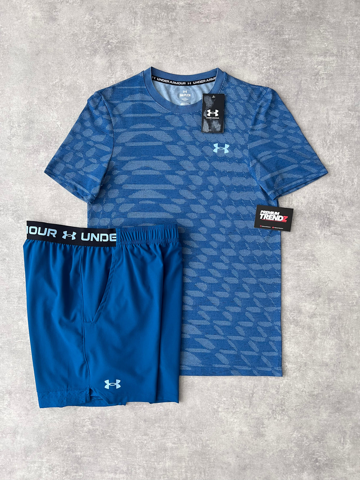 UNDER ARMOUR SEAMLESS SET VARSITY BLUE - T SHIRT & SHORTS