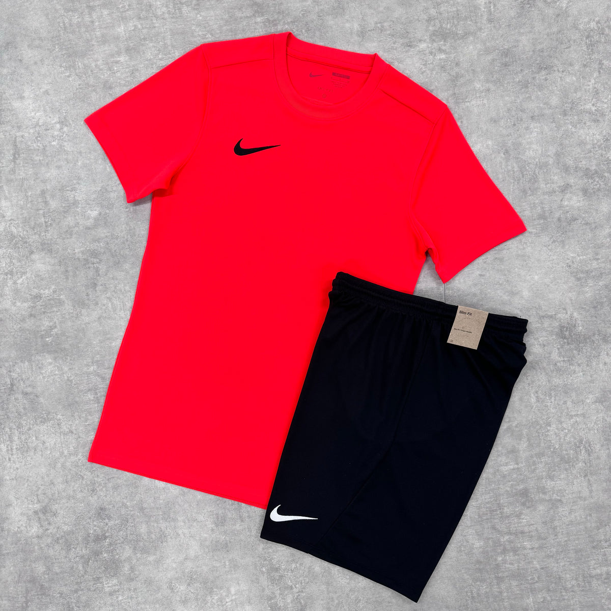 NIKE DRI FIT SET CRIMSON / BLACK - T SHIRT & SHORTS