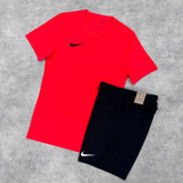 NIKE DRI FIT SET CRIMSON / BLACK - T SHIRT & SHORTS
