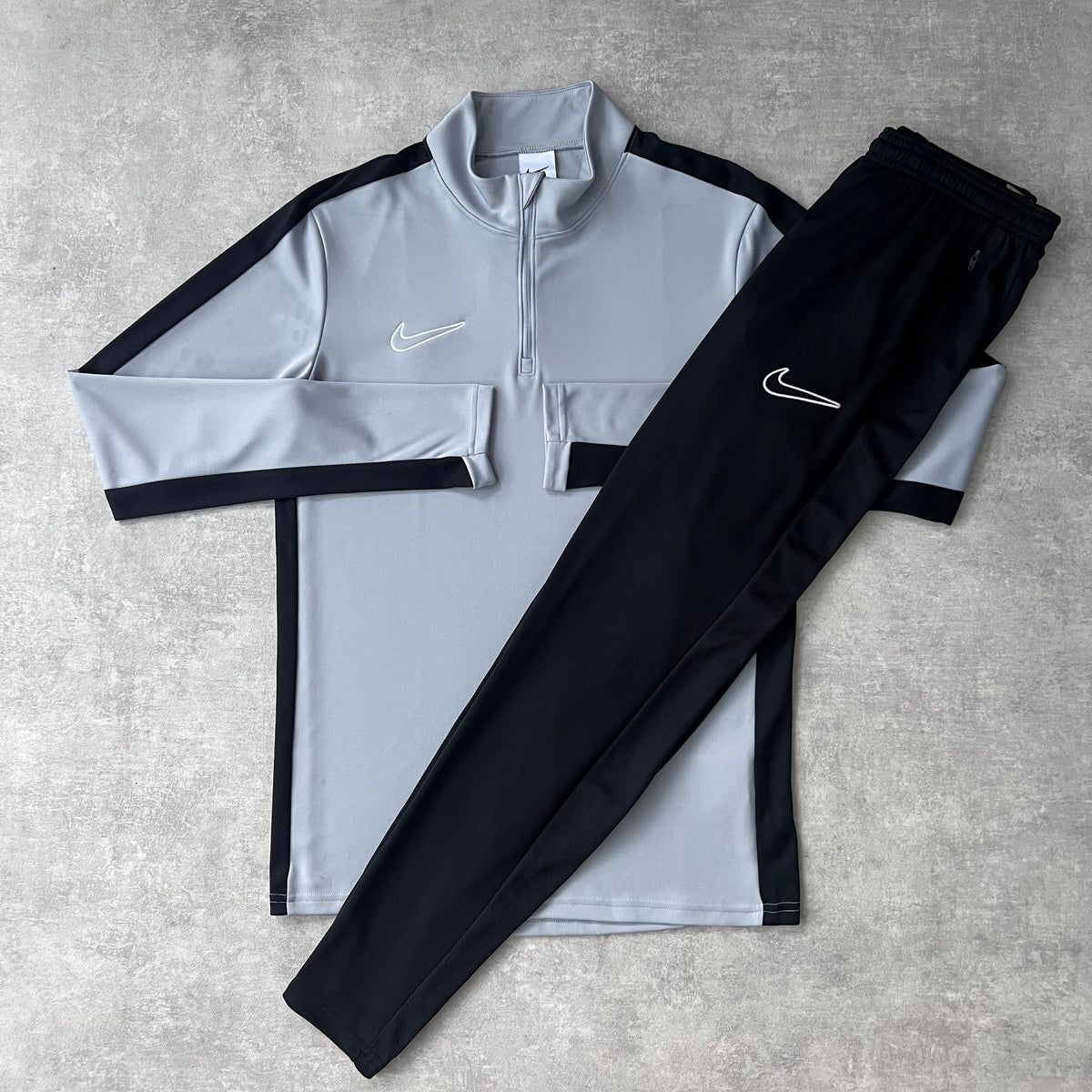 NIKE DRILL 23 SET GREY - HALF ZIP & TROUSERS