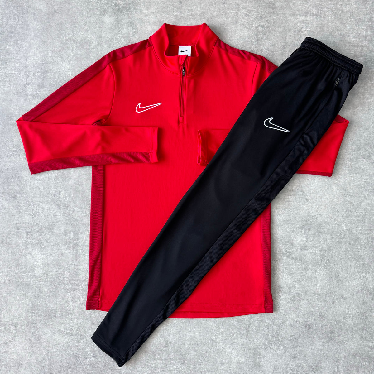NIKE DRILL 23 SET RED - HALF ZIP & TROUSERS