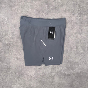 UNDER ARMOUR SPEED SHORTS 5” - SMOKE GREY