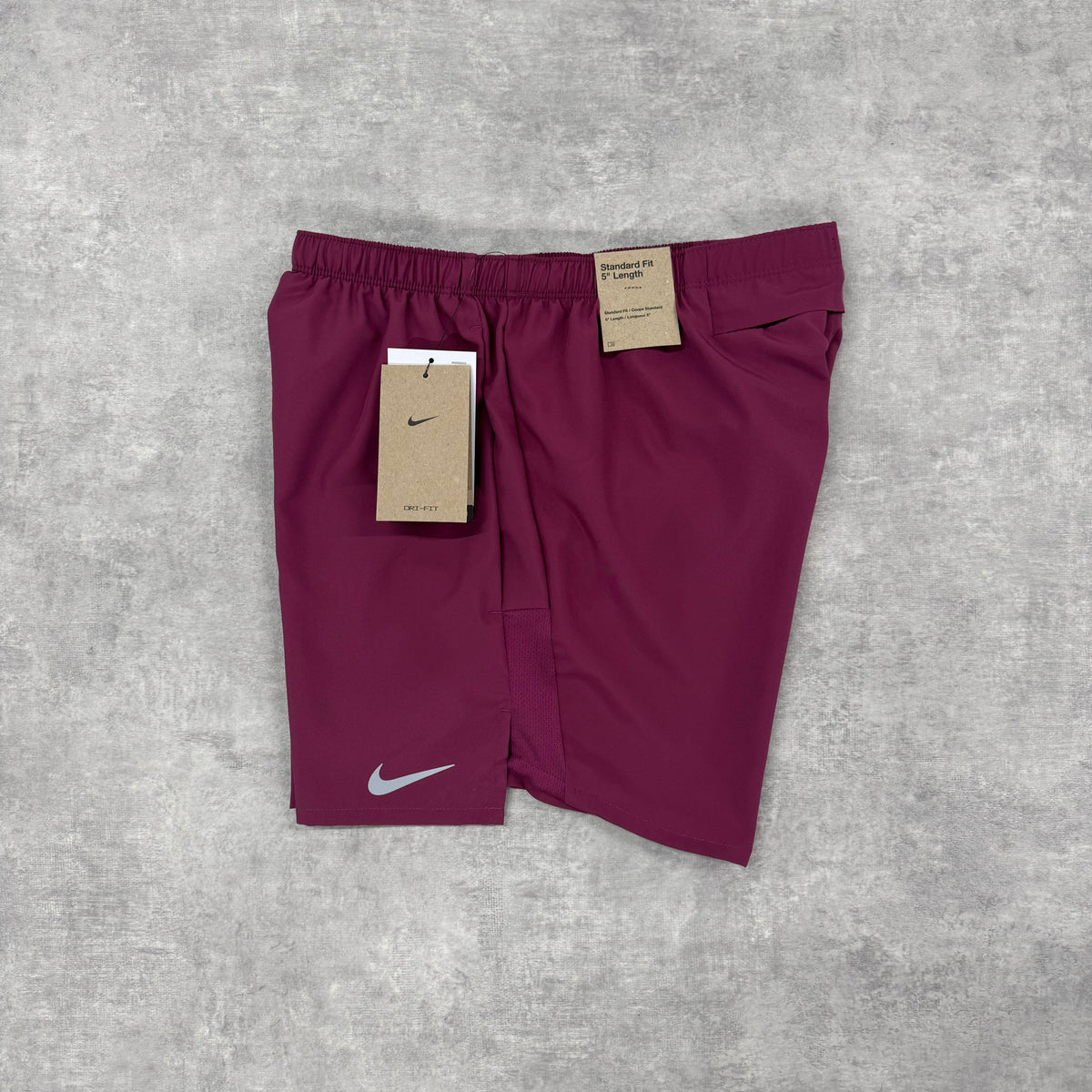 NIKE CHALLENGER SHORTS 5” - MAROON